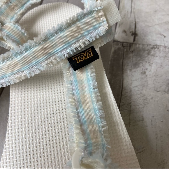 Teva Midform Fray Sandals Size 10 - Picture 5 of 6